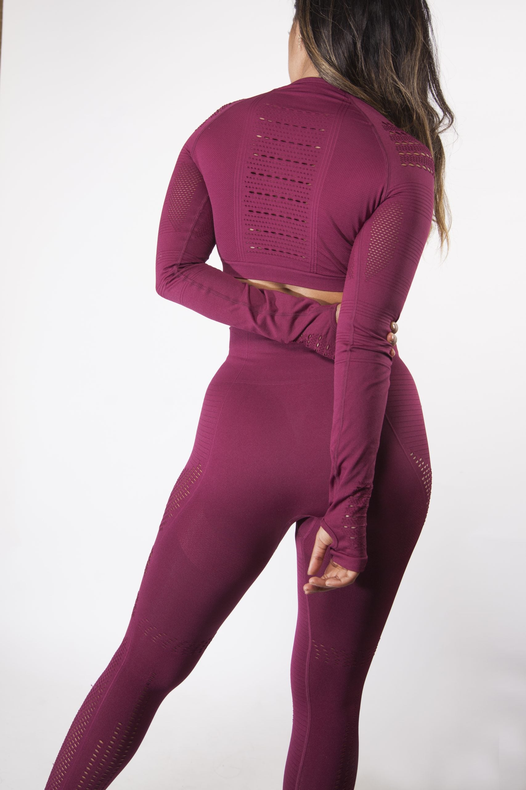 Courtney Seamless Long Sleeve in Cherry