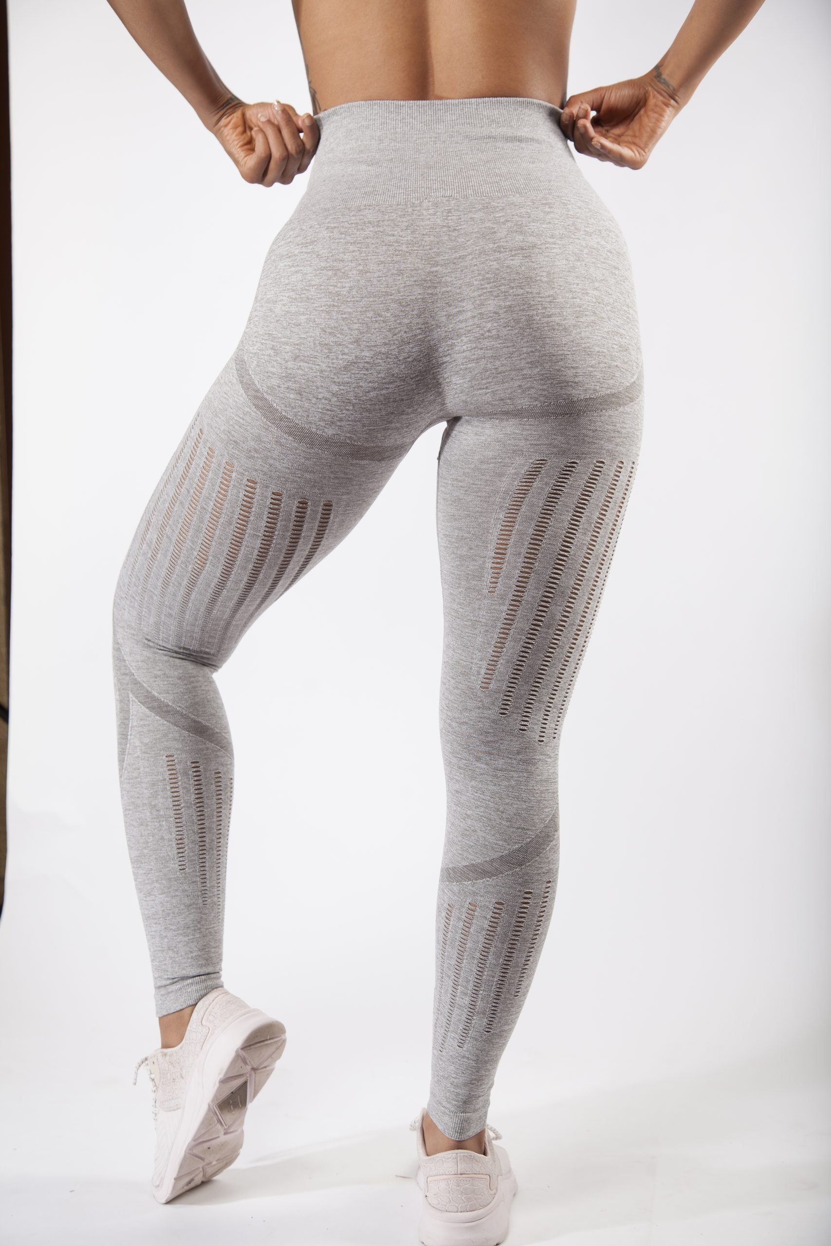 Contour Seamless High Waisted Leggings in Grey