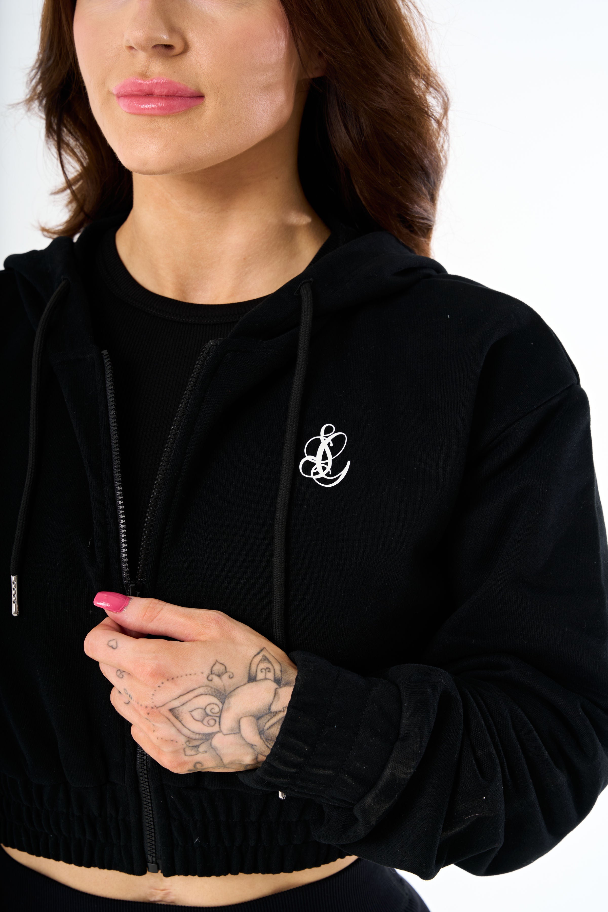 Cropped Zipped Hoodie in Black